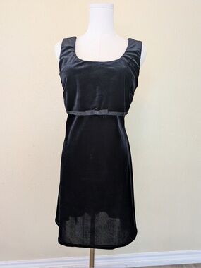 Vintage 90s City Triangles Black Velvet Scoop Neck Mini Dress